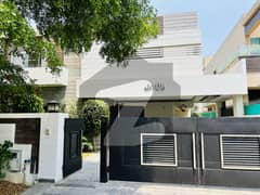 1 KANAL FULL HOUSE FOR RENT_ DHA PHASE 6