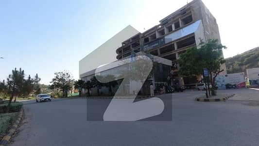 A Corner 6 Marla Commercial Plot In Islamabad Is On The Market For sale
