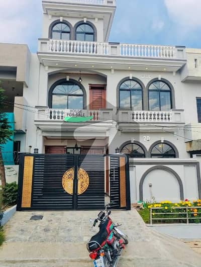 4.4 Marla (25x40) Beautiful Brand New Double Storey House For Rent In G-13/4 Islamabad