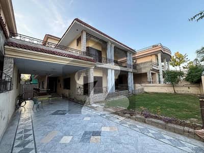 ایف ۔ 11/2 ایف ۔ 11,اسلام آباد میں 9 کمروں کا 1 کنال مکان 22.0 کروڑ میں برائے فروخت۔
