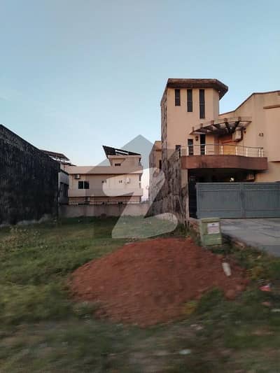 35x70 Plots Available For sale G-13/4 Prime Location Near to Serinagar Highway