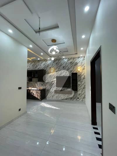 Buy A Centrally Located 5 Marla House In Jubilee Town
