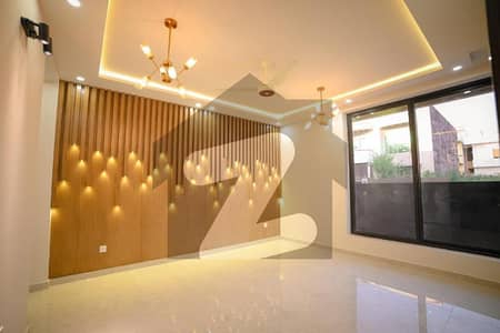 10 marla top location Corner luxury House For Sale In G-13 Islamabad
