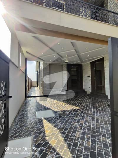 10 Marla Full House Is Available For Rent In Bahria Town Phase 8 Block I Rawalpindi
