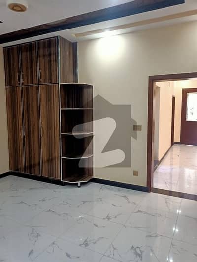 3.5 marla brand new house first Shifting house Available for rent