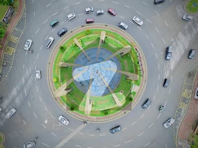 LOW RANGE 5 MARLA OPEN FORM PLOT NO TRANSFER FEE BAHRIA TOWN LAHORE