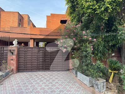 8 MARLA HOUSE FOR SALE IN VALENCIA TOWN LAHORE