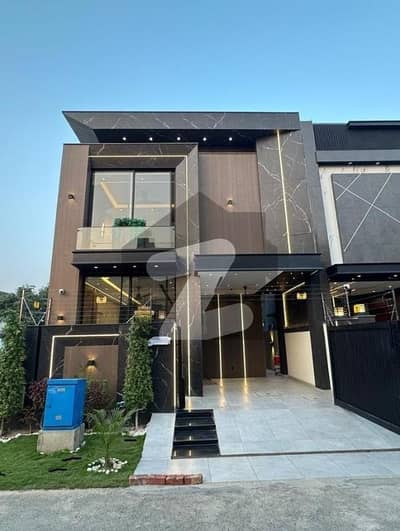 5 Marla OutClass Modern House Available For SALE IN DHA Phase 6
