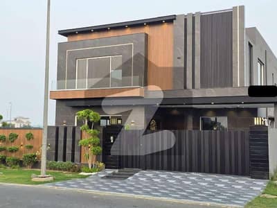 ONE KANAL LUXURY MODERN DESIGN HOUSE In DHA Phase 07 With AC Install  Original Picture