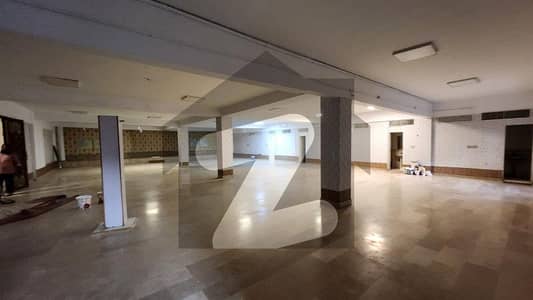 5400 Sq Ft Empty Hall Office First Floor Office Near Nursery Shahrah E Faisal 24/7