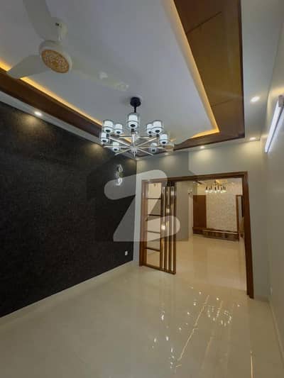 6.5 Marla Corner House For Sale in Gulmohar Block, Bahria Town Lahore