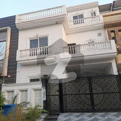5 Marla House For Sale In Prime Location Near L Block Park And Market