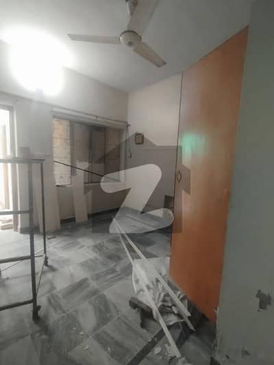 i-10 Main Markaz Flat Available For Rent