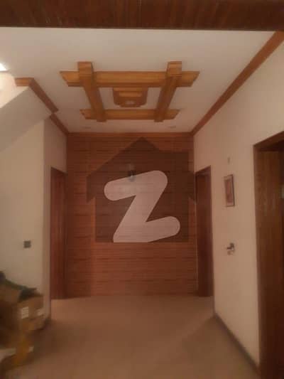 1 Kanal Upper Portion For Rent With 3 Beds