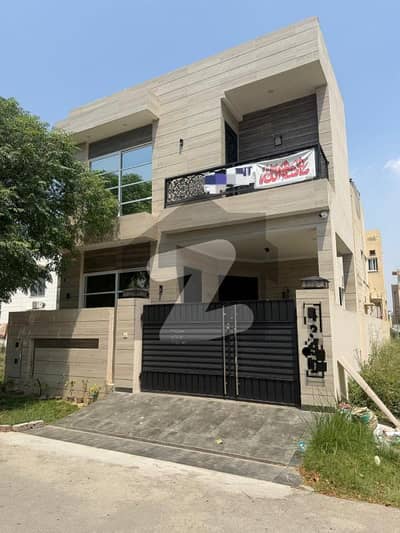 Fully Furnished 5 Marla Adorable Bungalow On Top Location For Sale in DHA Phase 9 Town Lahore