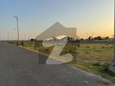 5 Marla Plot Db Pole Clear For Sale in DHA Phase 8 Ivy Green Block Z4 Plot No. 903 | Prime Location