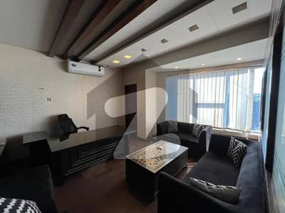 4 MARLA OFFICE AVAILABLE FOR RENT