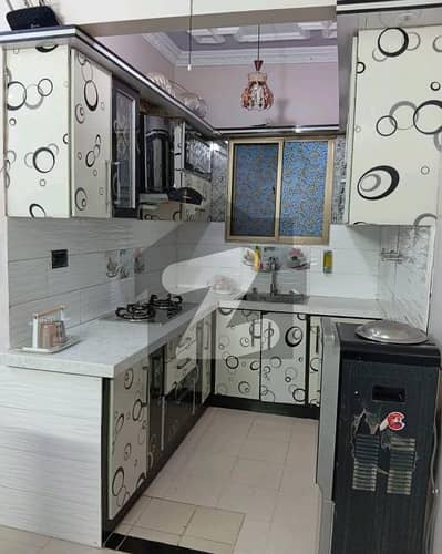 Prime Location 1200 Square Feet Flat In Jamshed Road Is Available For sale