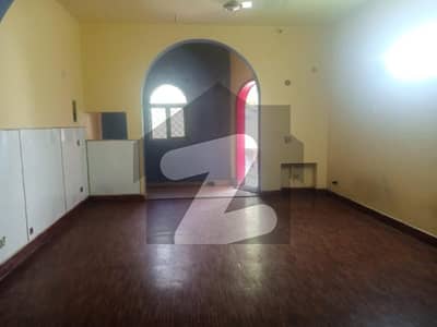 1 Bed Lavish Independent Flat For Rent