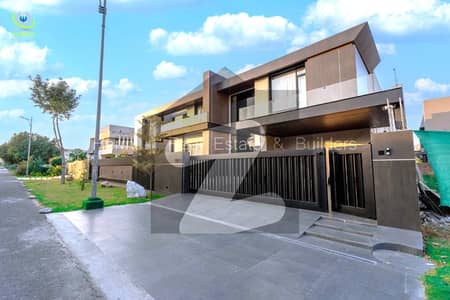 Owner Build 2-Kanal Fully Furnished Hosue For Sale Very Close to Raya Fairways