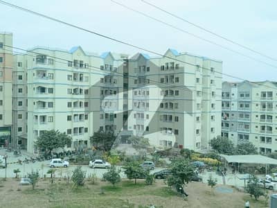 ڈیفنس ریزیڈینسی ڈی ایچ اے ڈیفینس فیز 2,ڈی ایچ اے ڈیفینس,اسلام آباد میں 1 کمرے کا 3 مرلہ فلیٹ 65.0 لاکھ میں برائے فروخت۔