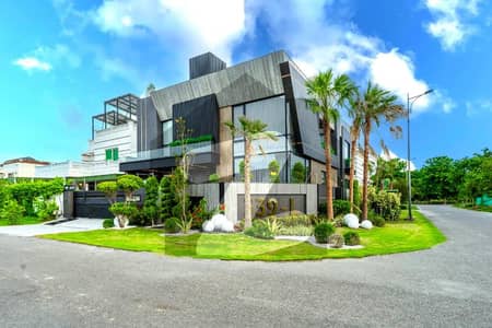 22-Marla Corner Owner Built Full Basement Furnished with Pool at prime location