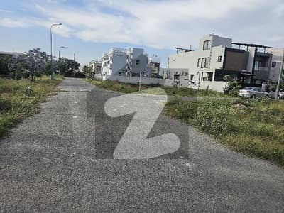 DHA PHASE 7 1 KANAL HOT LOCATION FACING PARK 70FEET ROAD PLOT FOR SALE