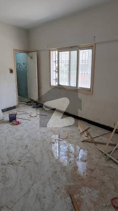 ڈی ایچ اے فیز 2 ایکسٹینشن ڈی ایچ اے ڈیفینس,کراچی میں 3 کمروں کا 6 مرلہ فلیٹ 1.6 کروڑ میں برائے فروخت۔