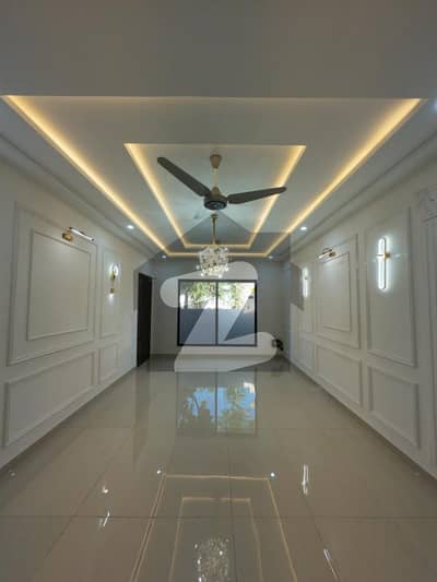 Beautiful 10 Marla Bungalow In Top City-1