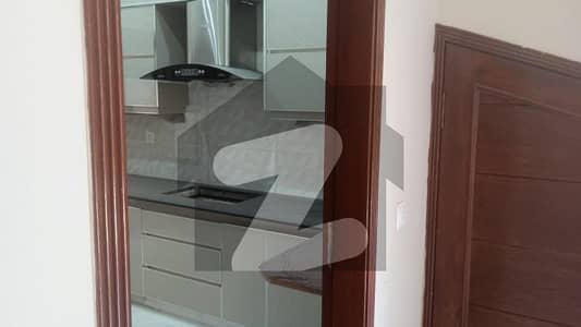 Etihad Town 5 Marla Upper Portion