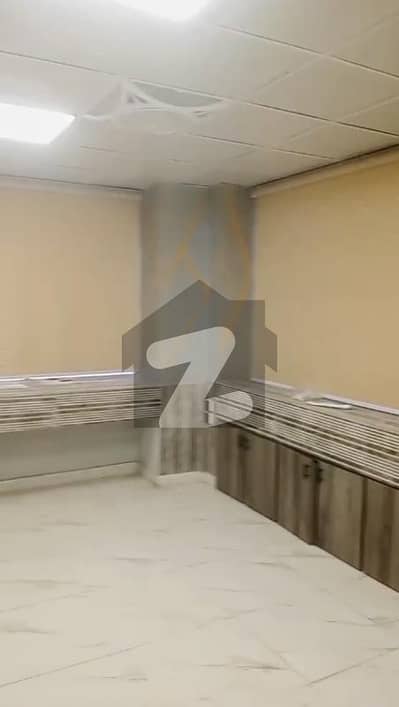 Prime Location Commercial Office Space On Rent In Office Building