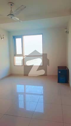 Luxury 2 Bedroom Sea Facing Apartment Available For Rent In Reef Tower