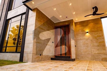 1 kanal beautifully Designed Modern house upper portion for rent in DHA phase 8