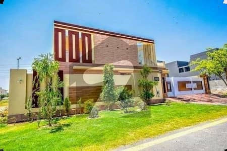 ڈی ایچ اے فیز 1 ڈیفنس (ڈی ایچ اے),لاہور میں 5 کمروں کا 1 کنال مکان 6.99 کروڑ میں برائے فروخت۔