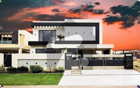 1 KANAL ELEGANT AND FULLY MAINTAINED SUPER HOT LOCATED BUNGALOW IS AVAILABLE IN THE BEST BLOCK OF DHA PHASE 4 LAHORE.