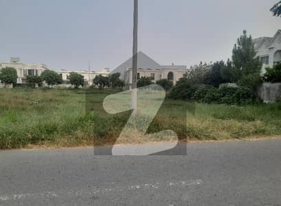 Prime Location 1 Kanal Residential Plot