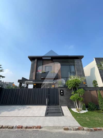 SYED BROTHERS PROUDLY OFFERS: 1-Kanal Elegant And Fully Furnished Modern Bungalow Near To DHA Raya Is Available In The Best Block Of DHA Lahore.