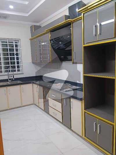 14 Marla Brand New Ground Portion Available Rent G13