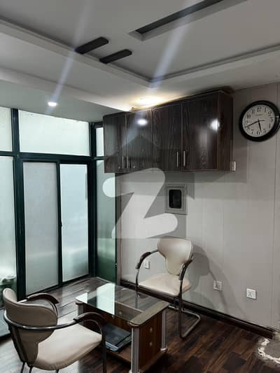 I-8 Sharing Space For Rent