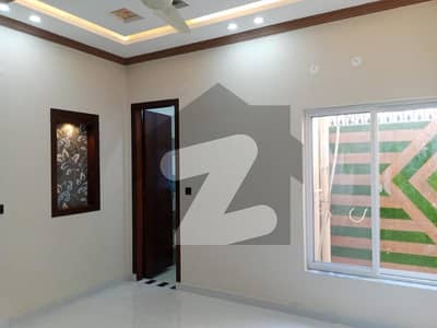 جوہر ٹاؤن فیز 1 جوہر ٹاؤن,لاہور میں 5 کمروں کا 7 مرلہ مکان 3.6 کروڑ میں برائے فروخت۔