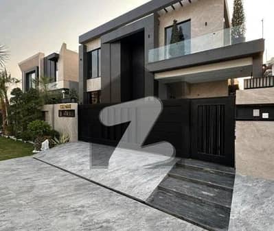 ڈی ایچ اے فیز 6 ڈیفنس (ڈی ایچ اے),لاہور میں 5 کمروں کا 1 کنال مکان 13.0 کروڑ میں برائے فروخت۔