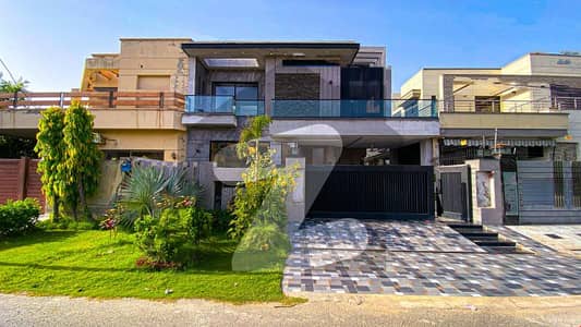 BRAND NEW 10-MARLA ELEGANT AND SUPER HOT LOCATED BUNGALOW IS AVAILABLE IN THE BEST BLOCK OF DHA LAHORE
