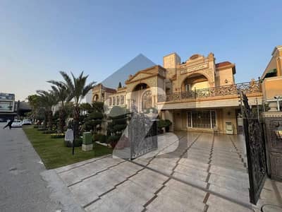 BRAND NEW 2-KANAL ELEGANT, FURNISHED AND SUPER HOT LOCATED BUNGALOW IS AVAILABLE IN THE BEST BLOCK OF DHA LAHORE.