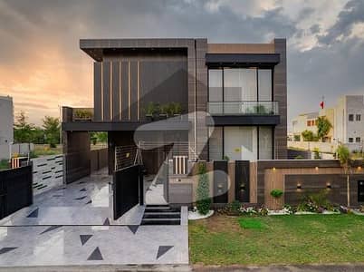 BRAND NEW, FULL BASEMENT AND FULLY FURNISHED 1 KANAL DESIGNER BUNGALOW IS AVAILABLE IN THE BEST BLOCK OF DHA PHASE 6 LAHORE