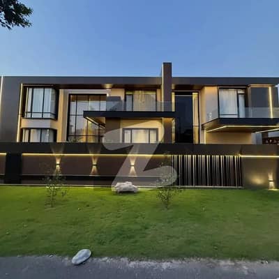 2 KANAL MODERN DESIGN 6-BED MANSION WITH THEATER NEAR RAYA PHASE 6