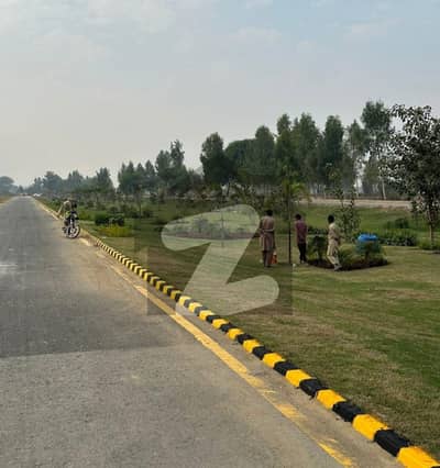 ایل ڈی اے سٹی فیز 1 ۔ بلاک ایل ایل ڈی اے سٹی فیز 1 - جناح سیکٹر,ایل ڈی اے سٹی فیز 1,ایل ڈی اے سٹی,ایل ڈی اے روڈ,لاہور میں 5 مرلہ رہائشی پلاٹ 53.0 لاکھ میں برائے فروخت۔