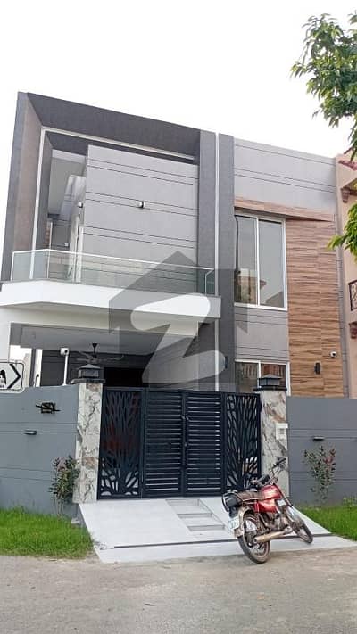 5 marla Brand New corner House available for sale in dha 9 town Lahore