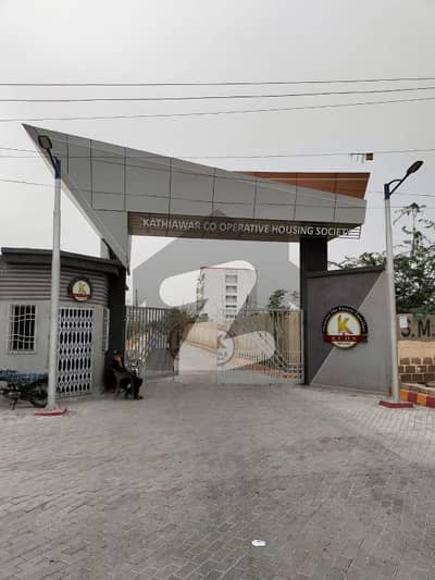 KATHIAWAR 240 SQUARE YARD 40 FEET WIDE ROAD WEST OPEN CORNER RESIDENTAL PLOT FOR SALE IN SCHEME 33 KARACHI