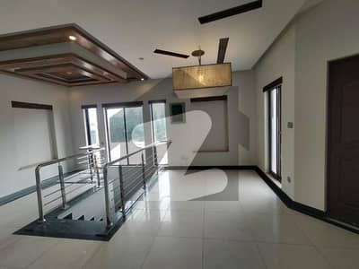 20 MARLA UPPER PORTION AVAILABLE FOR RENT IN DHA PHASE 5