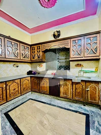 6.5 Marla Upper Portion (mid Portion)for Rent in Sabzazar walking distance to Main
